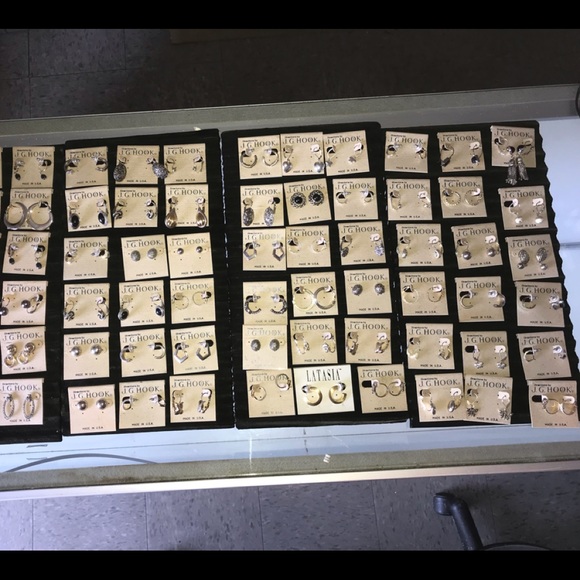 100 pieces of jewelry all quality made in USA new - Picture 6 of 8